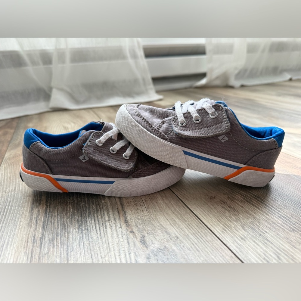 Sperry Gray Sneakers with Blue and Orange Accents